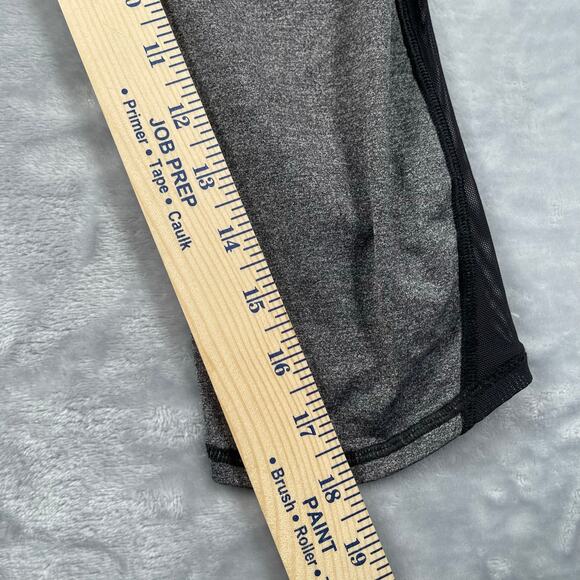 Lululemon Train Times Crop Womens 6 Heathered Black Mesh Trim Capri Pants - Picture 10 of 16